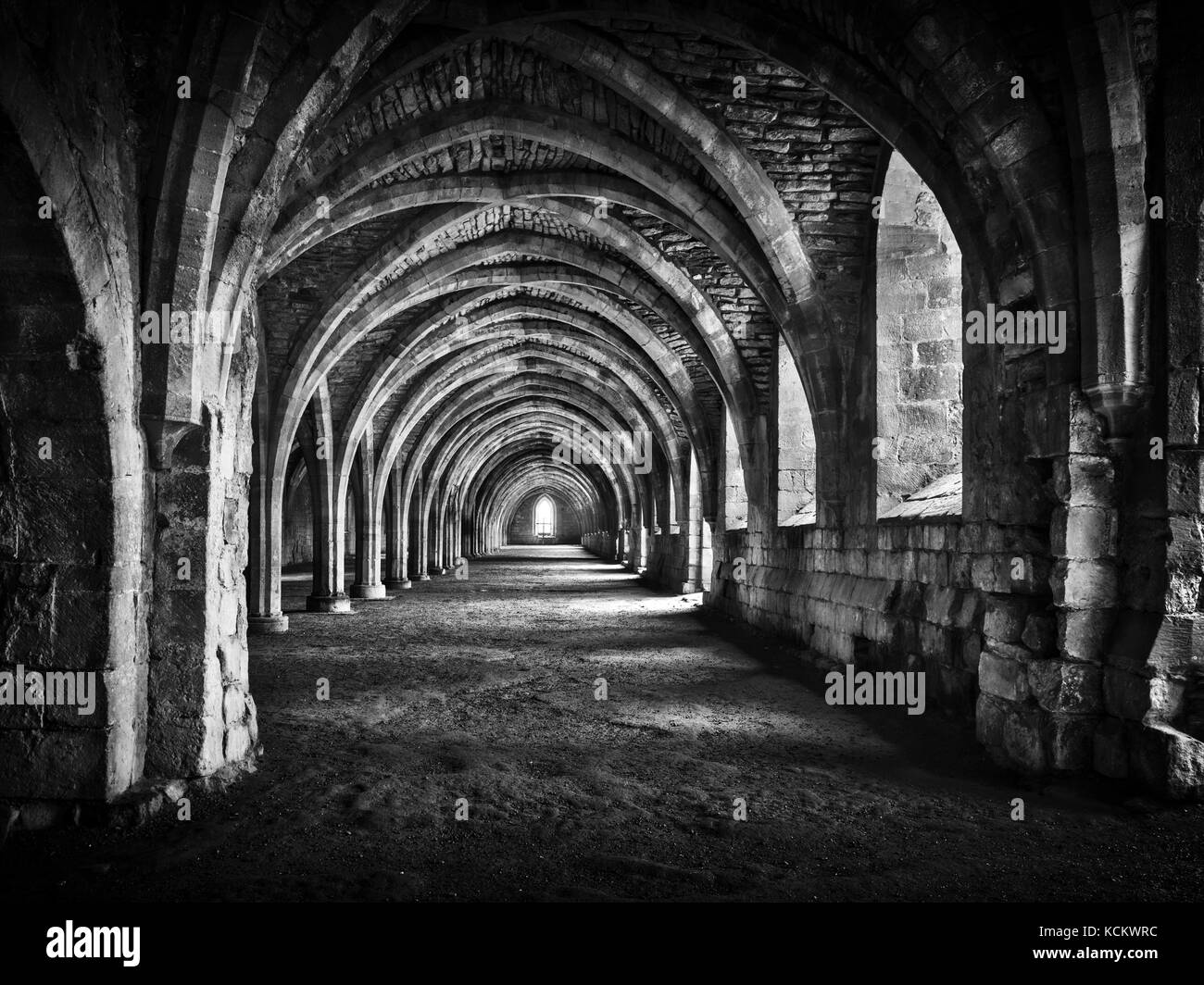 Le cloître de l'abbaye de Fountains, Yorkshire du nord Banque D'Images