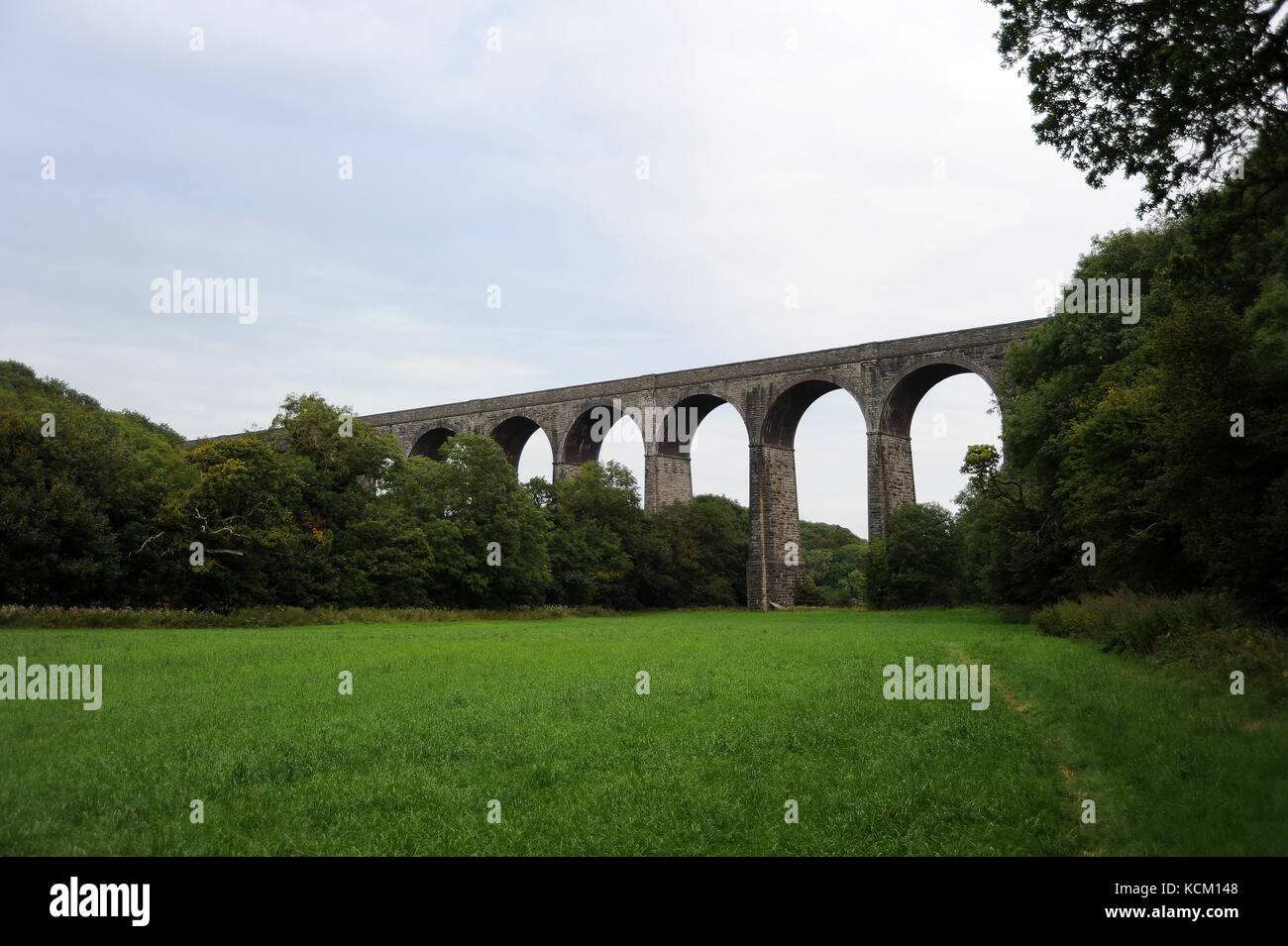 Porthkerry viaduc. Banque D'Images