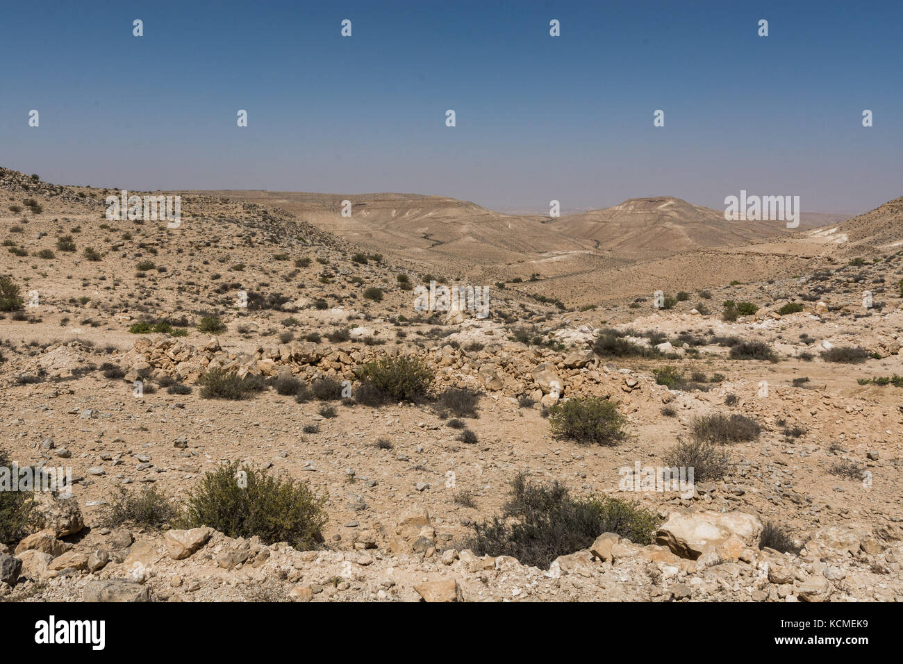 Le sable et les roches du désert du Néguev, Israël Banque D'Images