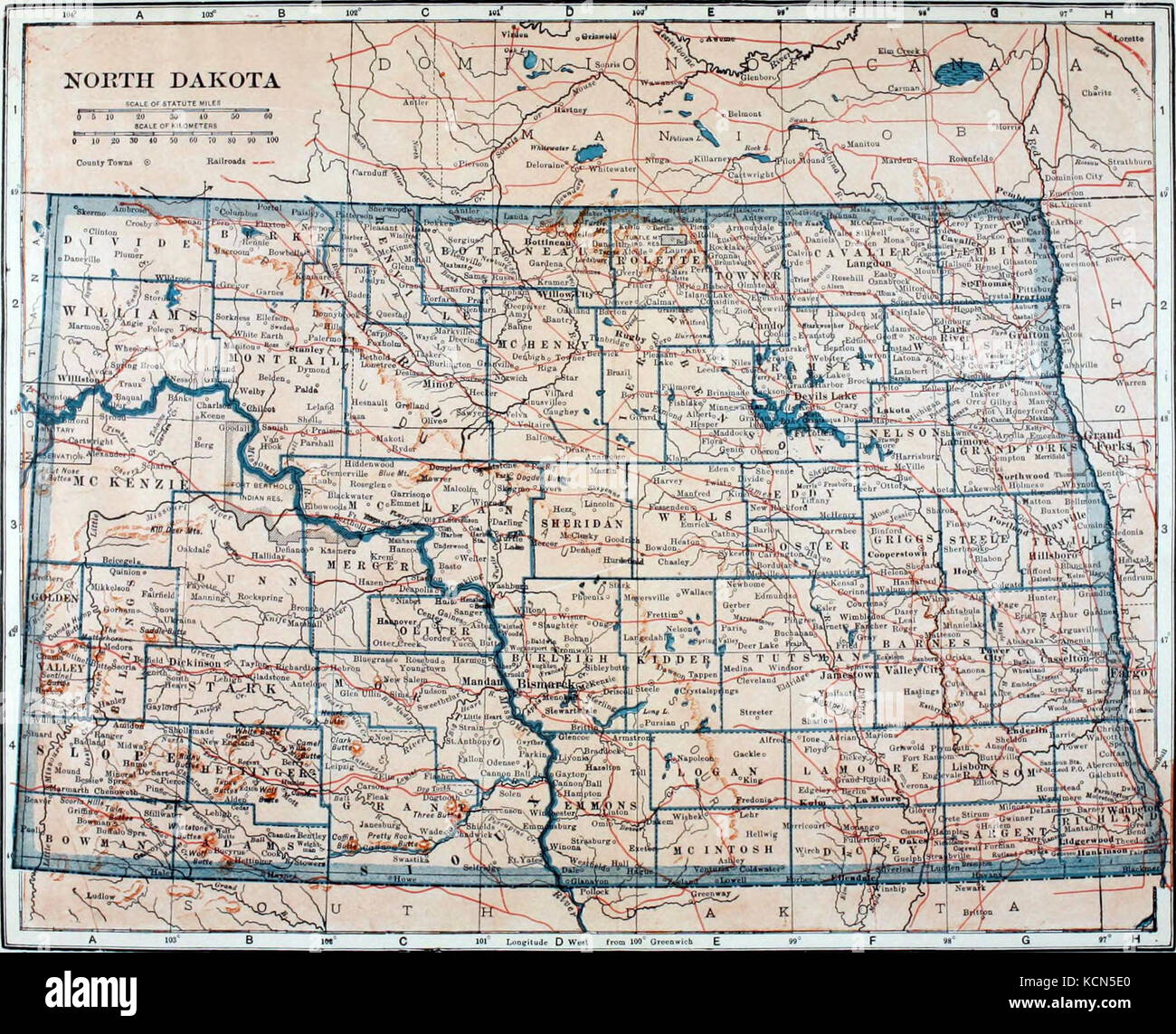Carte du Dakota du Sud. Carte vectorielle vierge de l'État américain