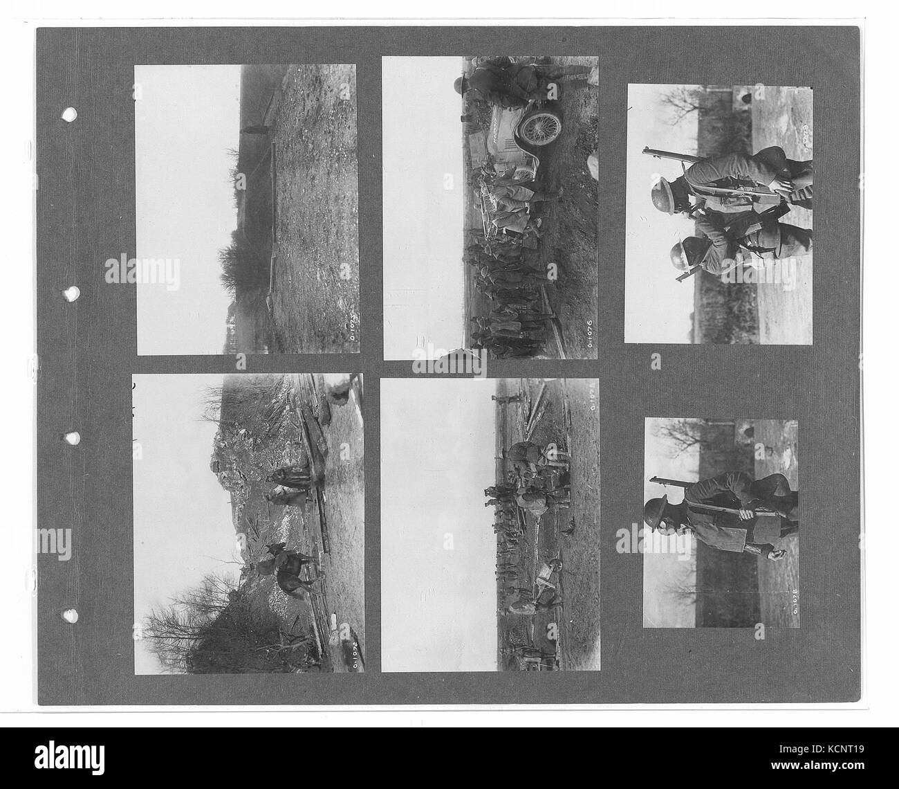 Cette collection de photographies officielles de guerre canadiennes capture des images de la première Guerre mondiale, documentant diverses scènes du champ de bataille et de la vie militaire pendant le conflit. Banque D'Images