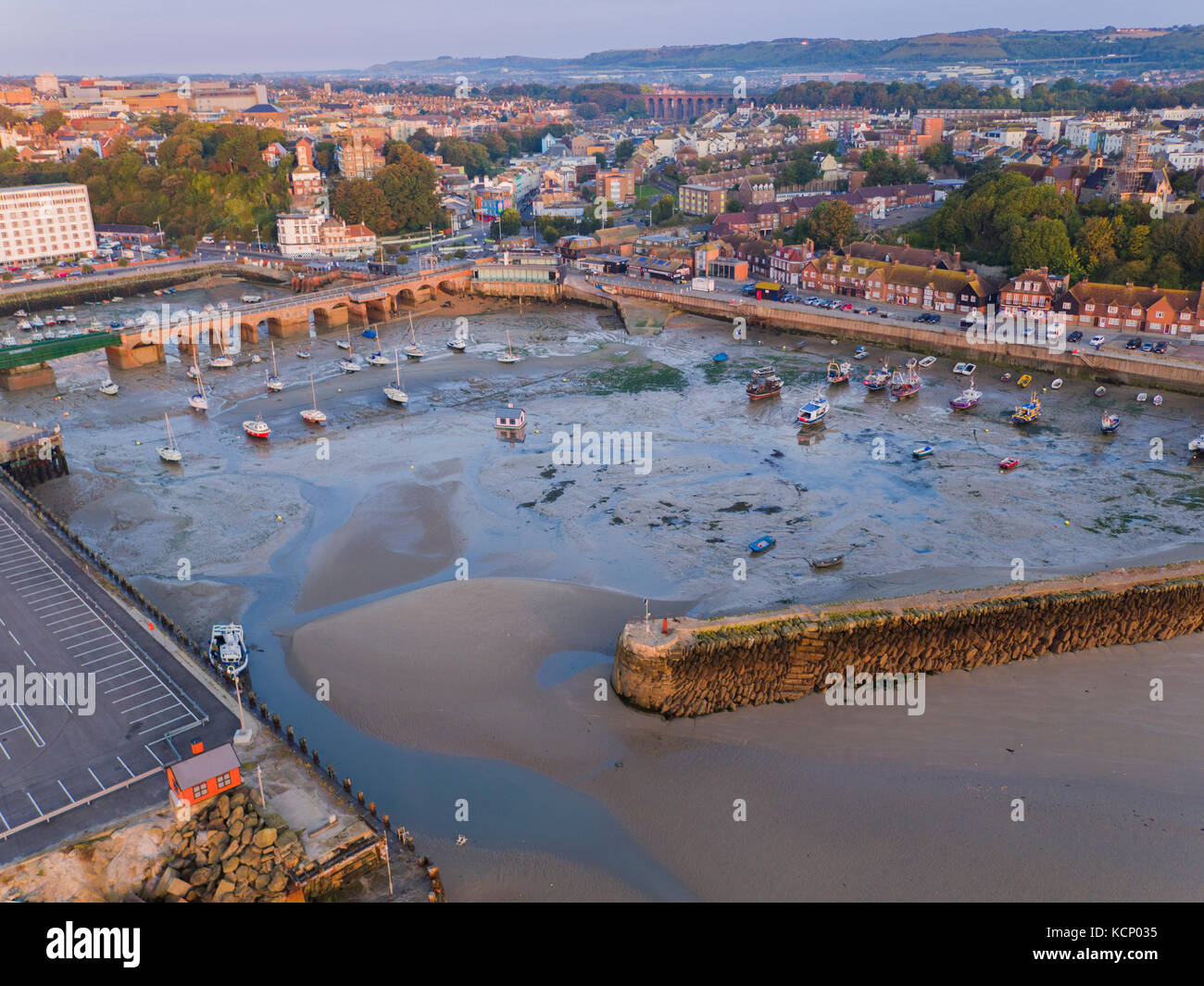 Richard Woods art- Folkestone Harbor, Kent photo aérienne Banque D'Images