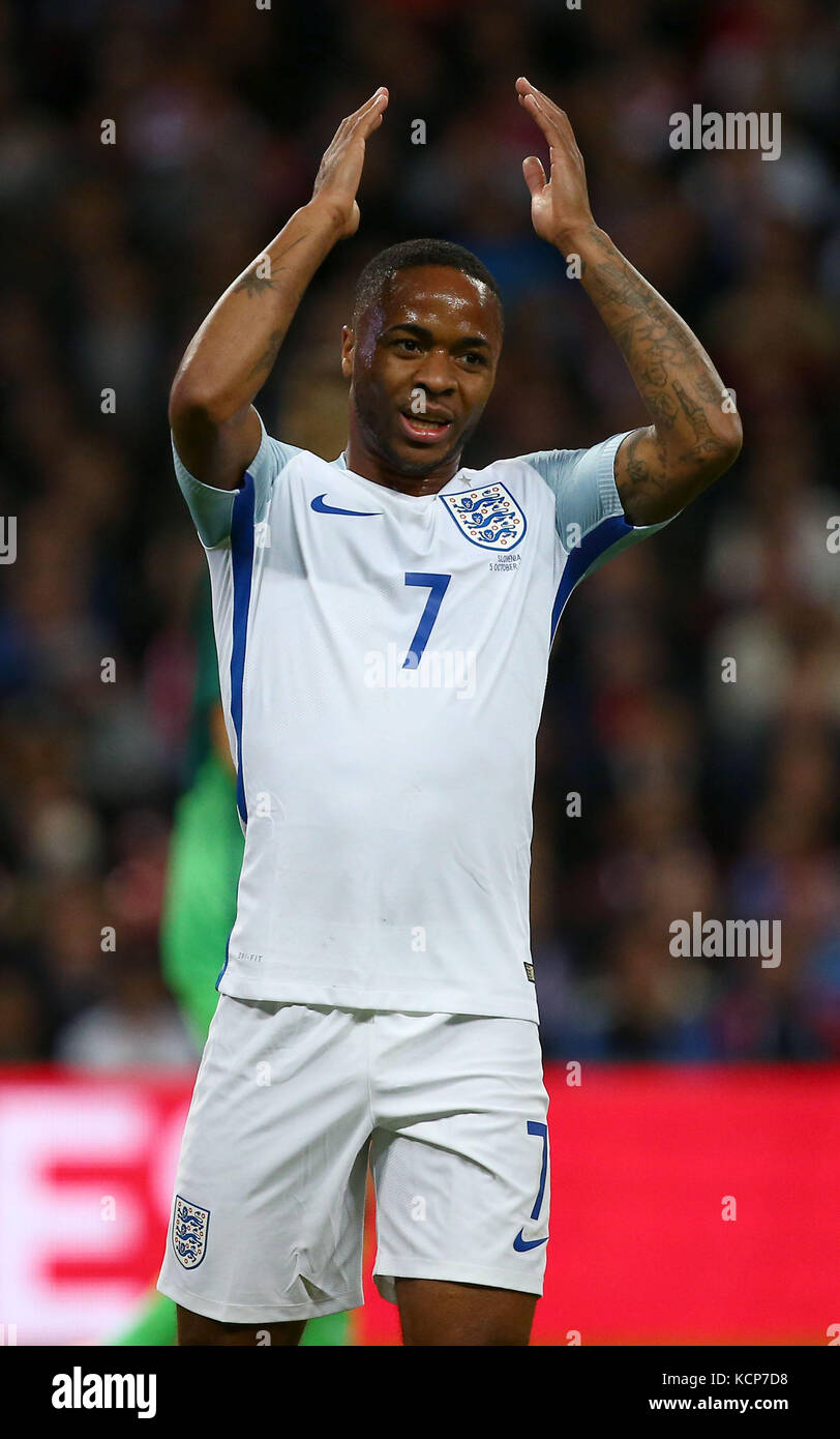 Raheem Sterling d'Angleterre durant la Coupe du Monde de football match qualificatif entre l'Angleterre et la Slovénie au stade de Wembley à Londres. 05 Oct 2017 Banque D'Images