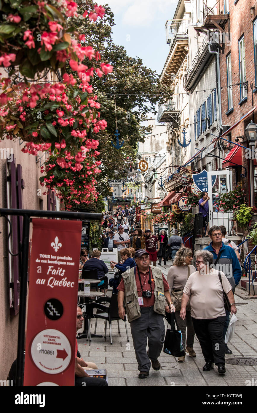 La ville de Québec canada 13.09.2017 les gens dans la basse-ville le vieux Québec, l'une des attractions touristiques est un site du patrimoine mondial de l'UNESCO Banque D'Images