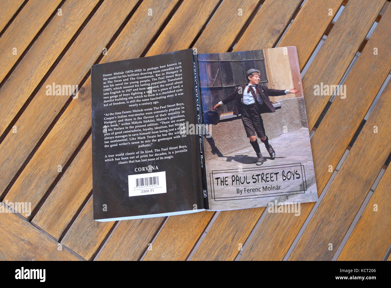 Le roman Le Hongrois Paul Street Boys, Pal utcai fiuk, par Ferenc Molnar Banque D'Images