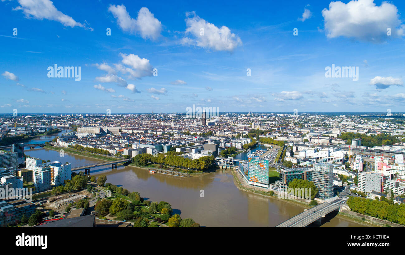 Vue aérienne du centre-ville de Nantes en Loire Atlantique Banque D'Images