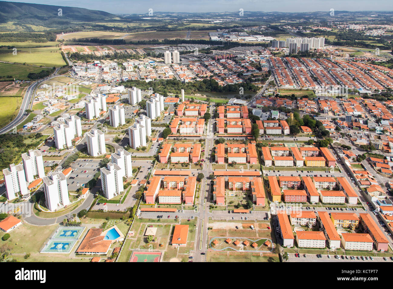 Vue aérienne de Jundiaí, ville près de São Paulo - Brésil. Maisons et bâtiments du quartier Eloy Chaves. Banque D'Images