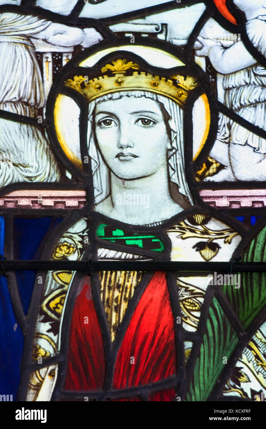 Mère Marie Reine du Ciel vitrail dans l'église St Nicholas Abbotsbury Dorset UK Banque D'Images