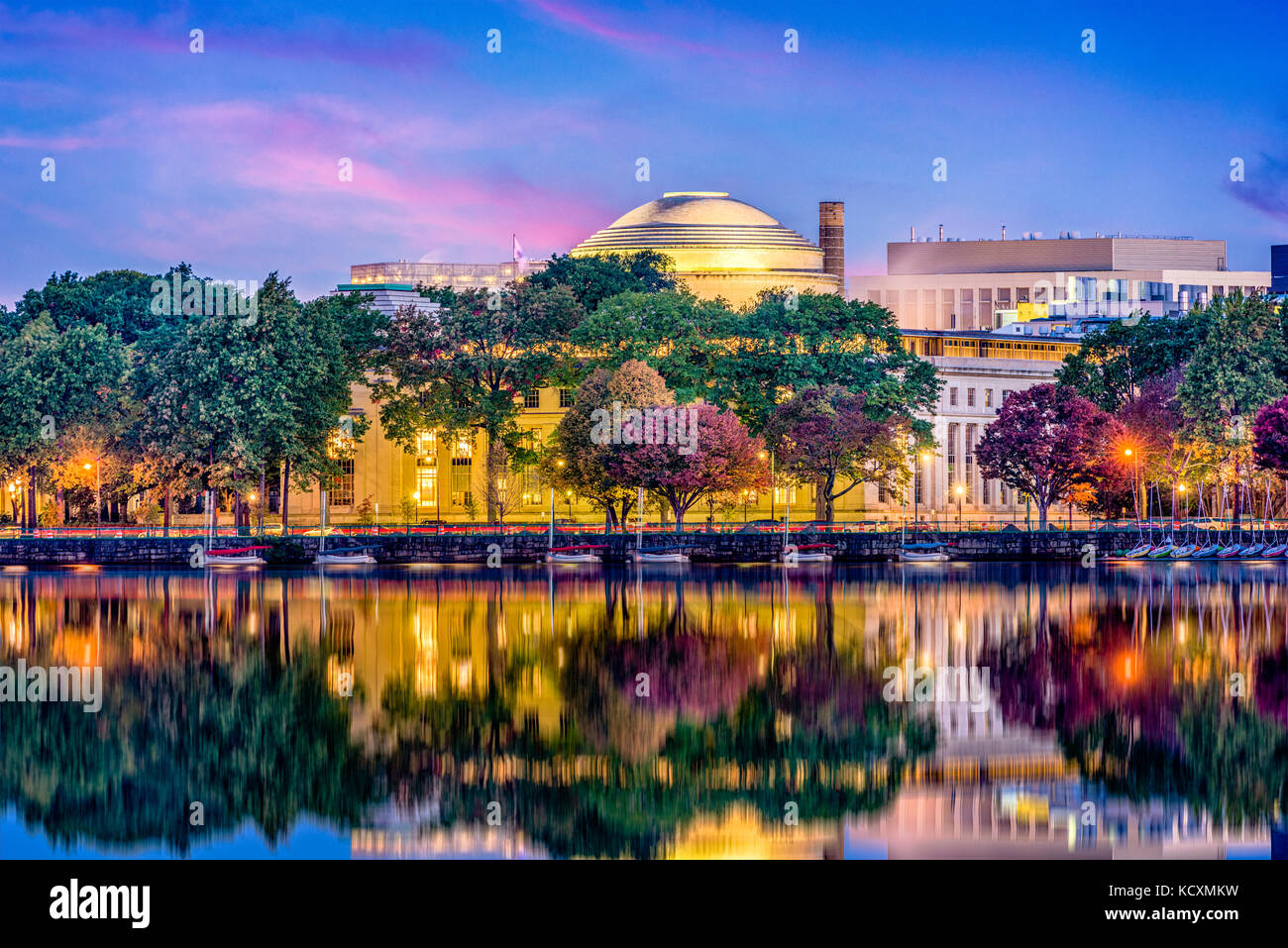 Cambridge, Massachusetts, États-Unis d'horizon au crépuscule. Banque D'Images