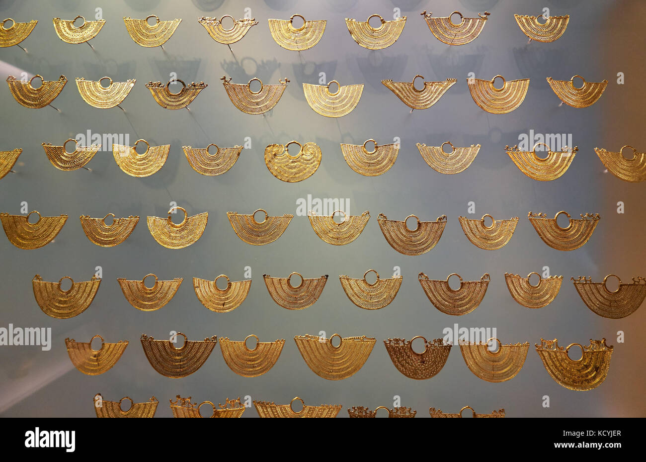 Pièces d'exposition dans le musée de l'or ou Museo del Oro, Bogota, Colombie, Amérique du Sud Banque D'Images