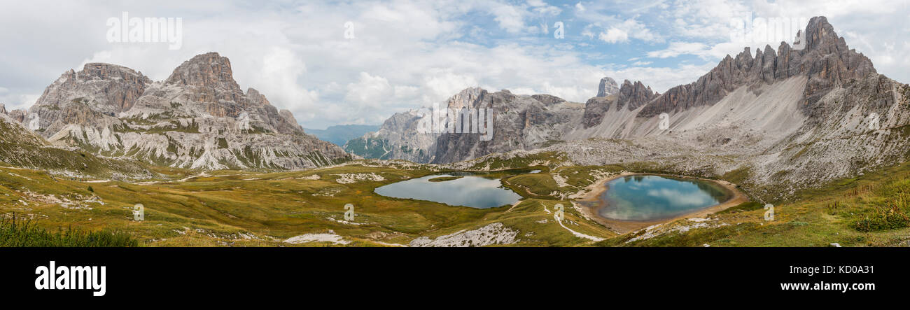 Lago dei piani au Drei Zinnen hut, sur la droite, patternkofel sextner dolomiten, province du Tyrol du sud, trente-Südtirol Banque D'Images