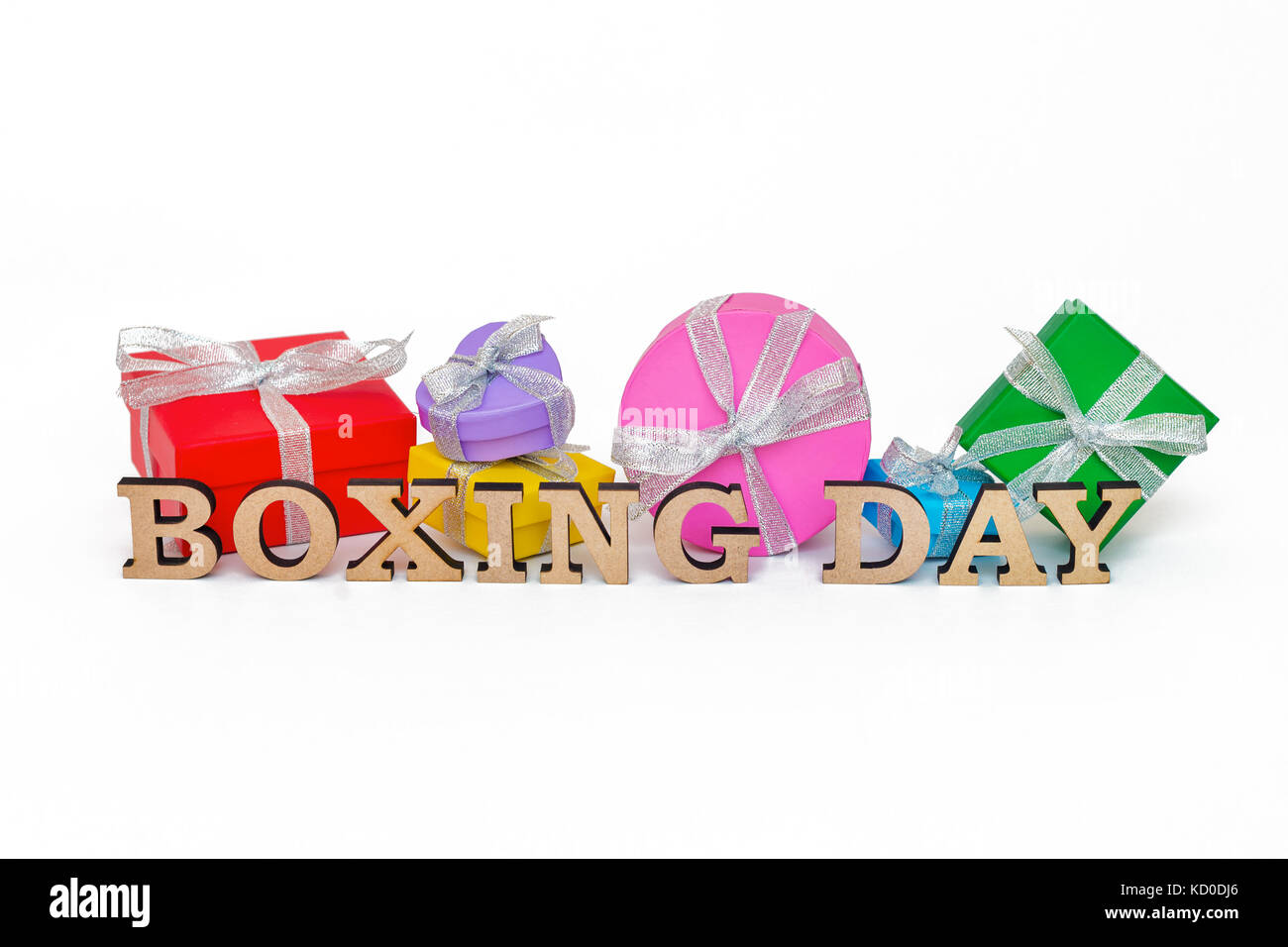 La composition avec mots Boxing Day et de nombreux coffrets cadeaux Banque D'Images