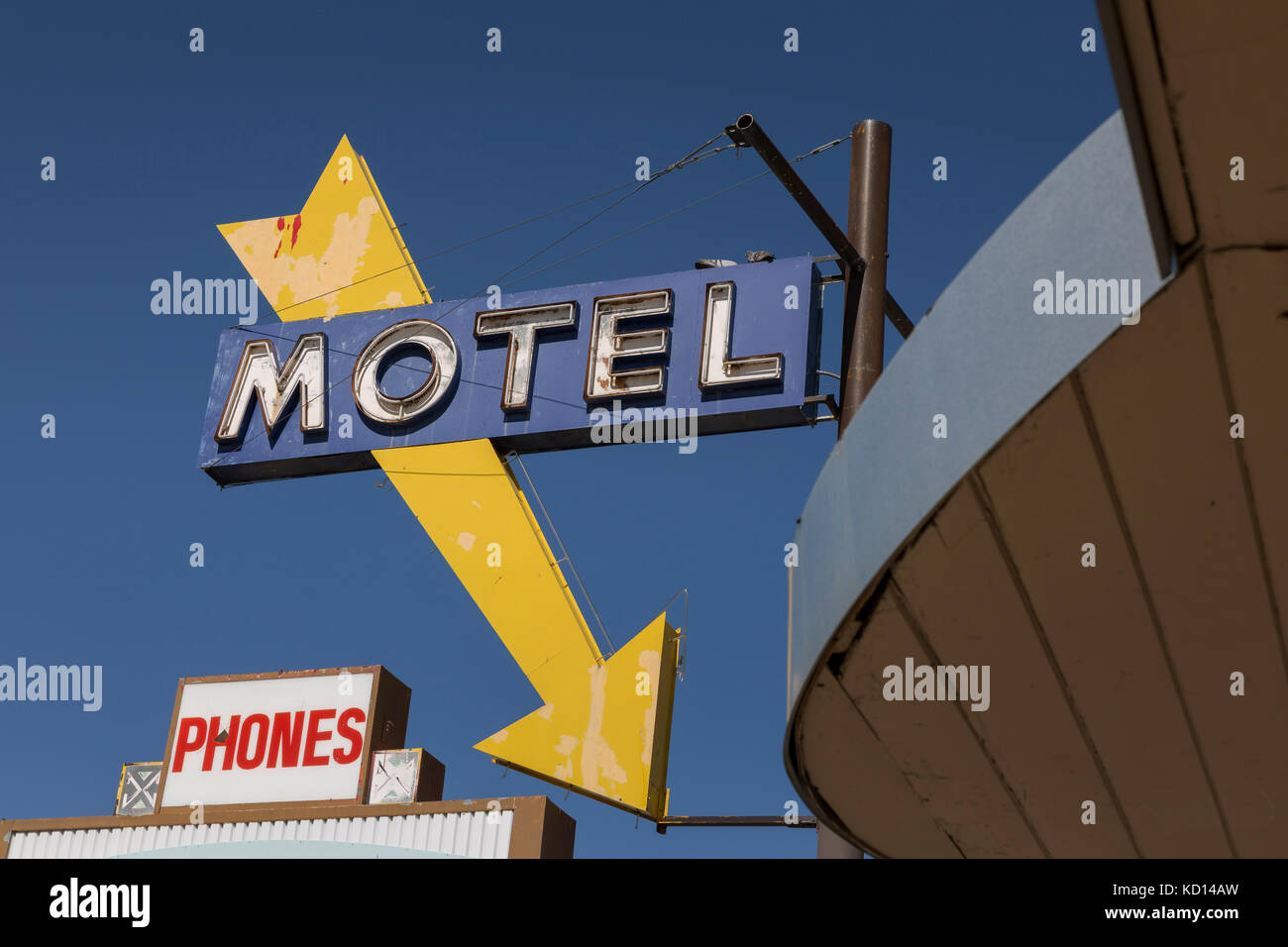 Albuquerque, Nouveau Mexique : vintage signe de la luna lodge motel le long de Central Avenue. Construit en 1949, le motel est l'un des meilleurs exemples d'un largement Banque D'Images