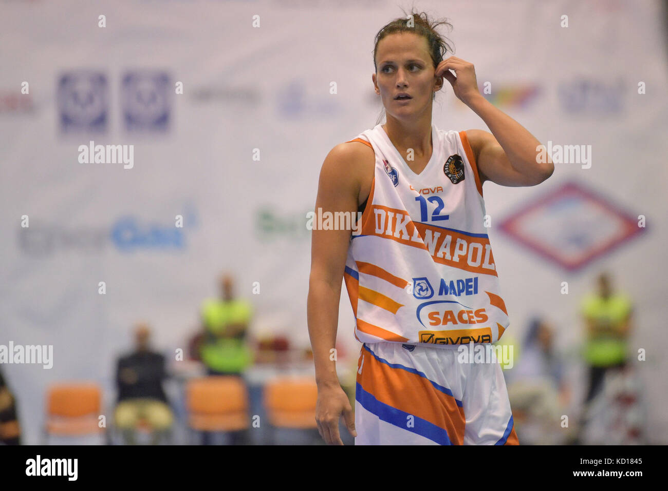 Cercola, Italie. 05Th oct, 2017. La garde de naples christina jillian harmon en action pendant le championnat de série a italienne de basket-ball féminin de la saison régulière contre napoli givova mapei saces reyer venezia. match se termine 48-51 pour l'équipe de reyer venezia. crédit : Paola visone/pacific press/Alamy live news Banque D'Images