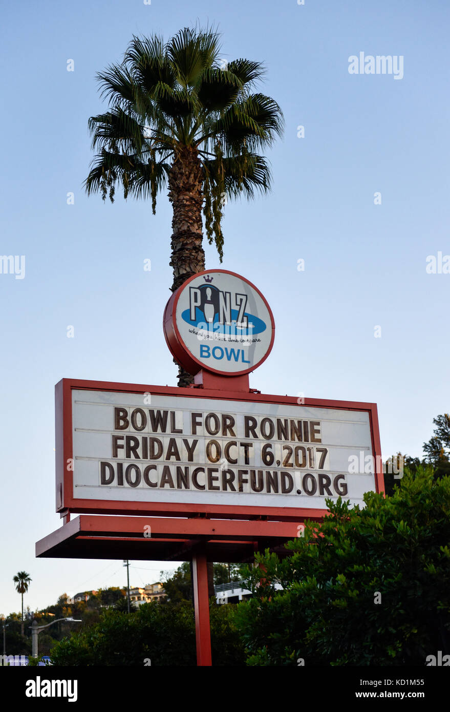 Studio City, CA, le 6 octobre 2017 - pavillon pour 4 Bol de Ronnie à Pinz Bowling Center à l'bennefit Ronnie James Dio Cancer Fund - Crédit photo : Ken H Banque D'Images