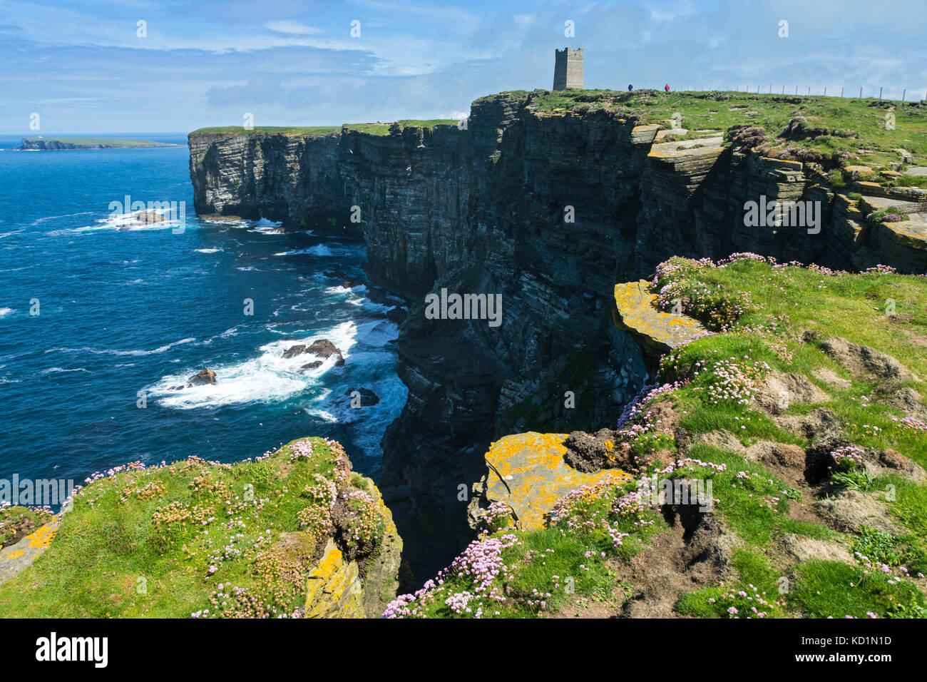 Le Kitchener Memorial (construit en 1926) à Marwick Head, Orkney Mainland, Écosse, Royaume-Uni. Banque D'Images