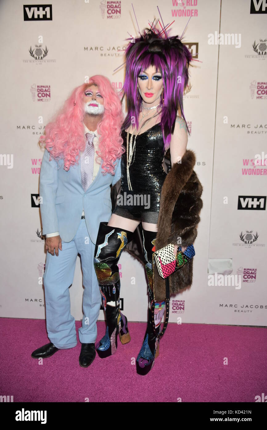 RU Paul et Marc Jacobs animent The Fashion Does Drag Ball featuring : Guest, Detox Where : Manhattan, New York, États-Unis quand : 08 Sep 2017 Credit : Rob Rich/WENN.com Banque D'Images