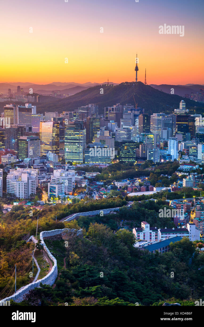 Séoul. cityscape image de centre-ville de Séoul en été le lever du soleil. Banque D'Images