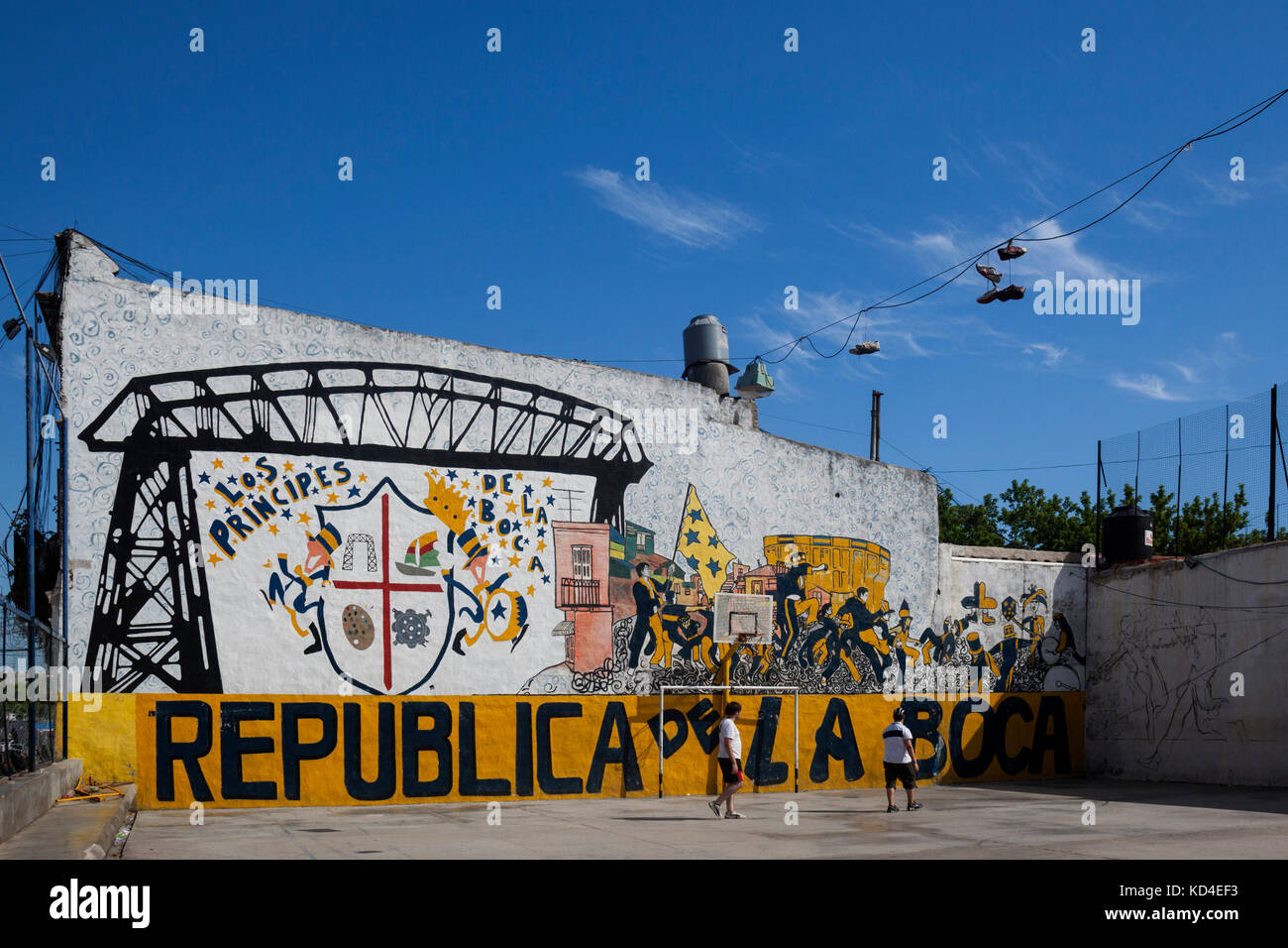 Petit terrain de football dans le quartier de La Boca, Buenos Aires, Argentine, Amérique du Sud Banque D'Images