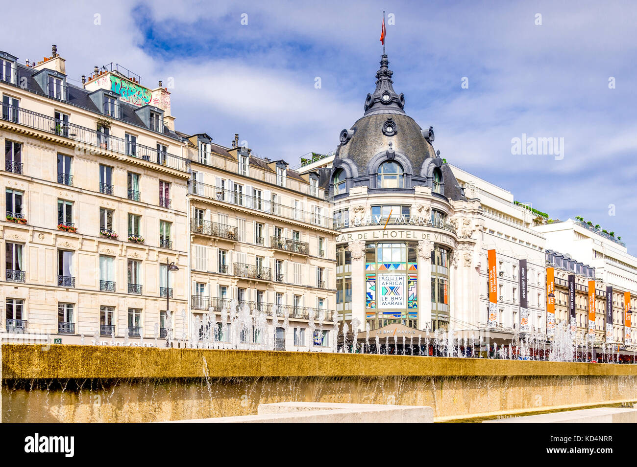 Le BHV Le Marais bâtiment à Paris, France Banque D'Images