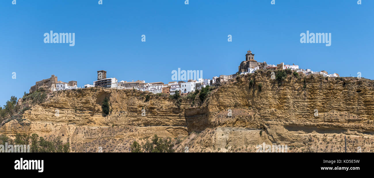 Arcos de la Frontera, l'un des petits villages blancs d'Andalousie, Espagne Banque D'Images