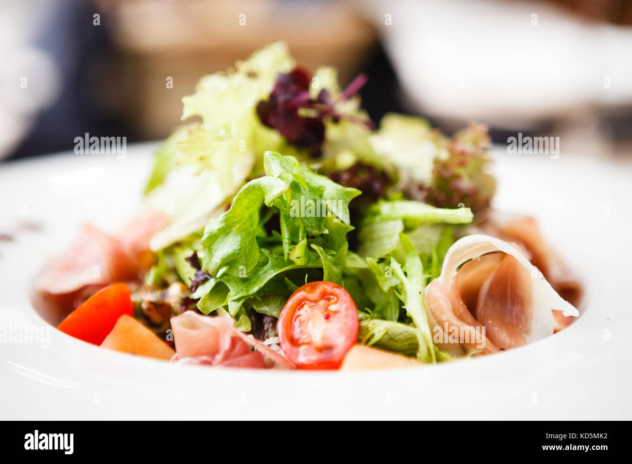 Salade verte au jambon Banque D'Images