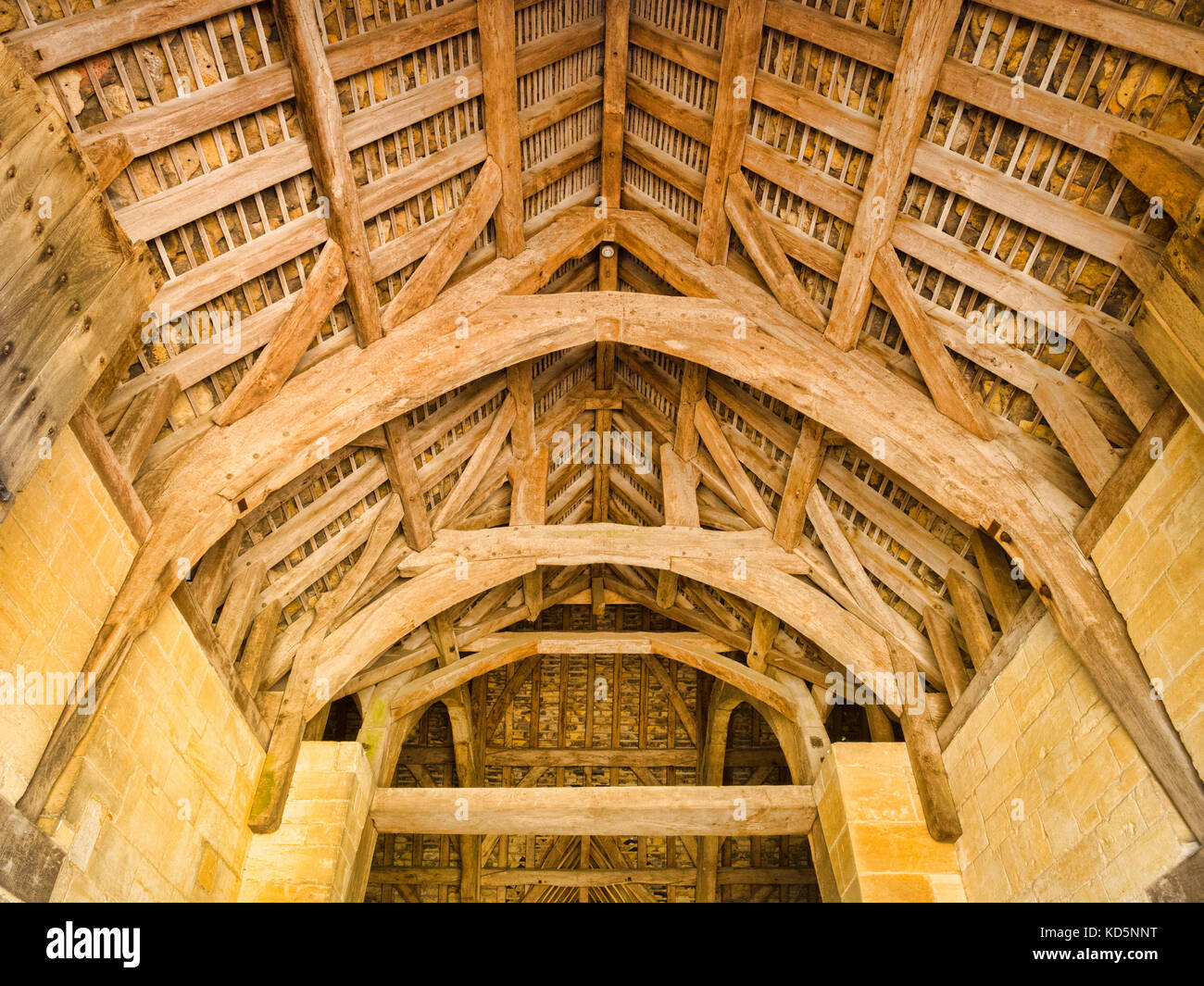 7 juillet 2017 : bradford on avon, Somerset, England, UK - la grange aux dîmes, construite au début du 14e siècle dans le cadre de la ferme de bradford on avon, Banque D'Images