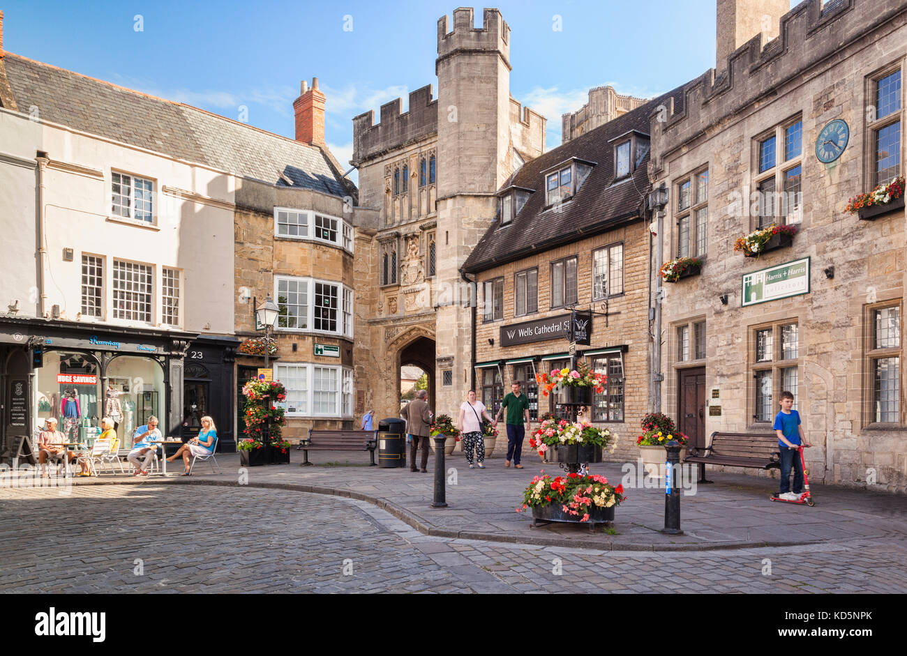 9 juillet 2017 : Wells, Somerset, England, UK - la place du marché sur un matin ensoleillé en été. Banque D'Images