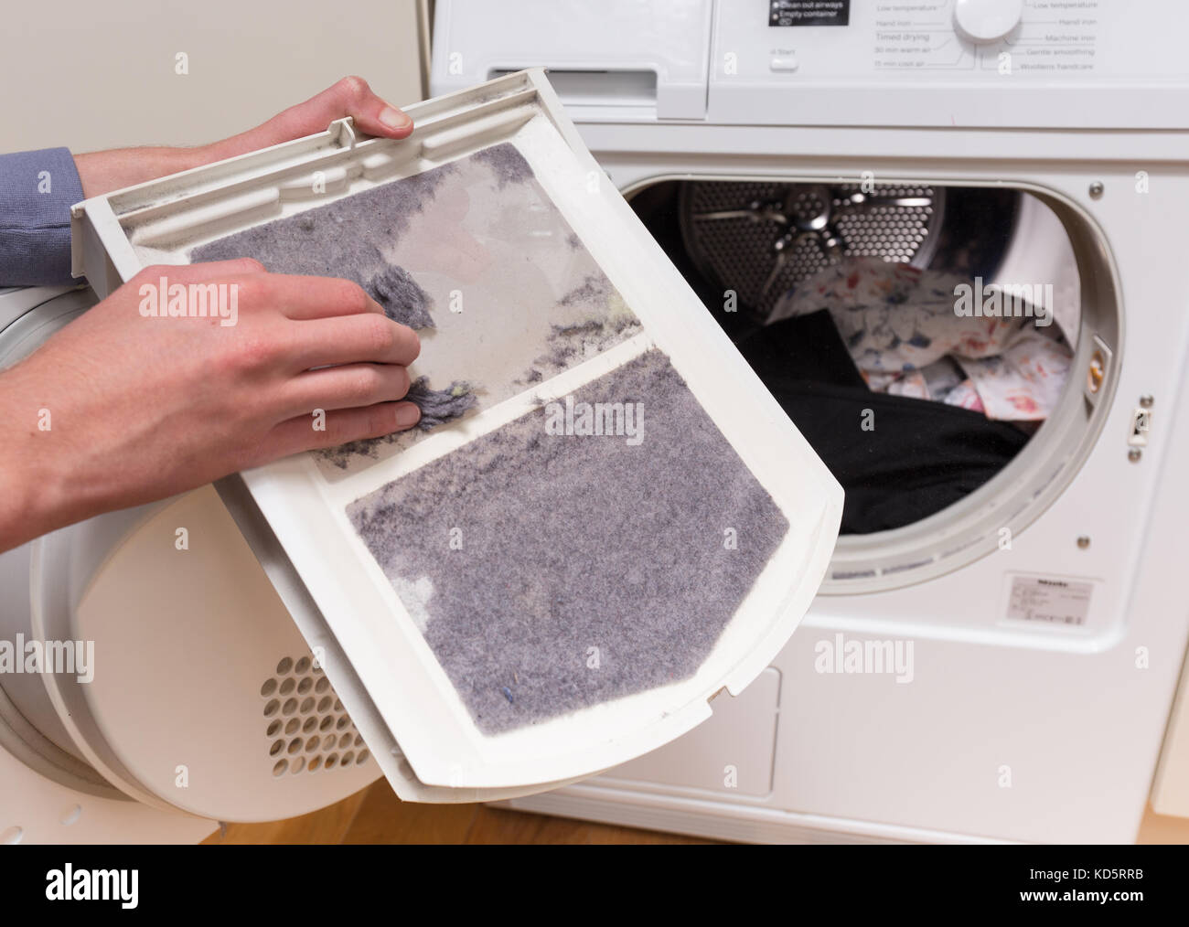 Filtre sèche linge Banque de photographies et d'images à haute résolution -  Alamy