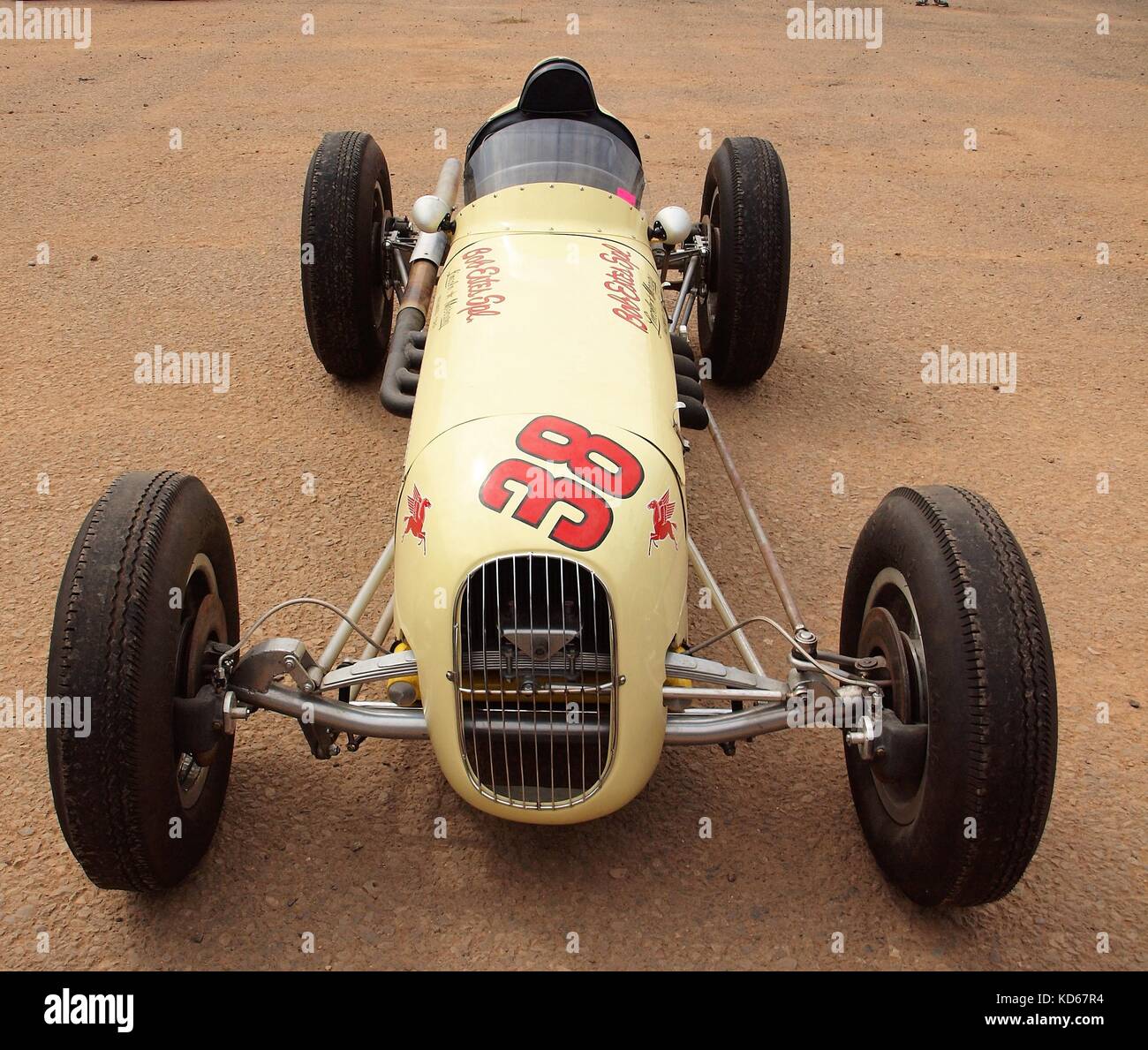 Vieilles voitures de course Banque de photographies et d’images à haute résolution Alamy