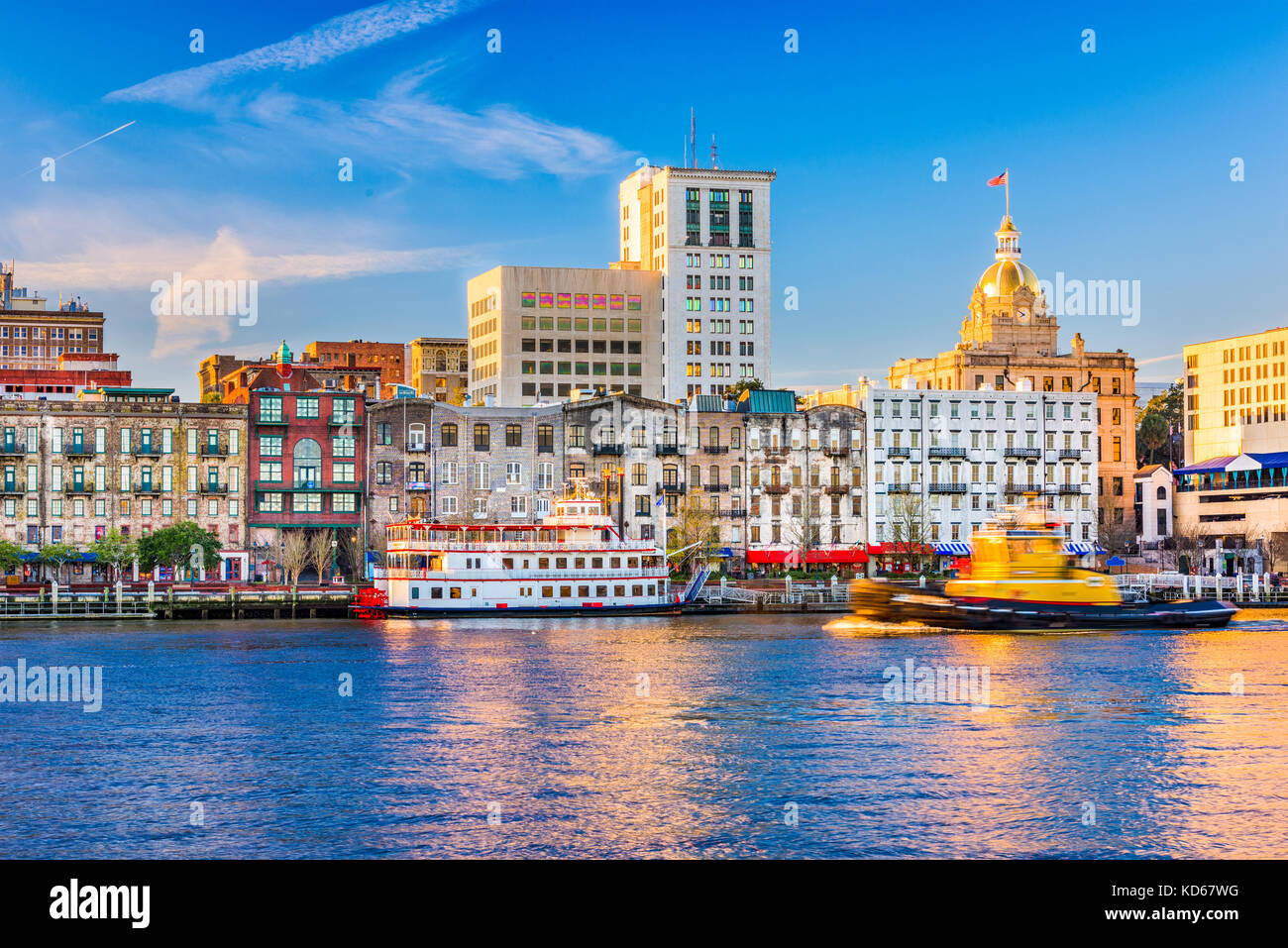 Savannah, Georgia, USA riverfront skyline. Banque D'Images