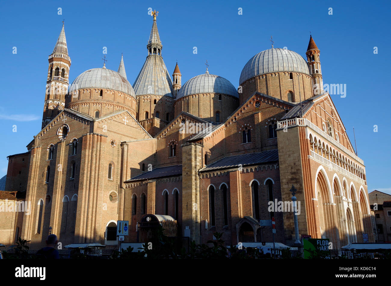 Basilique pontificale de Saint Antoine de Padoue, de style roman, à Padoue en Italie du Nord, Banque D'Images