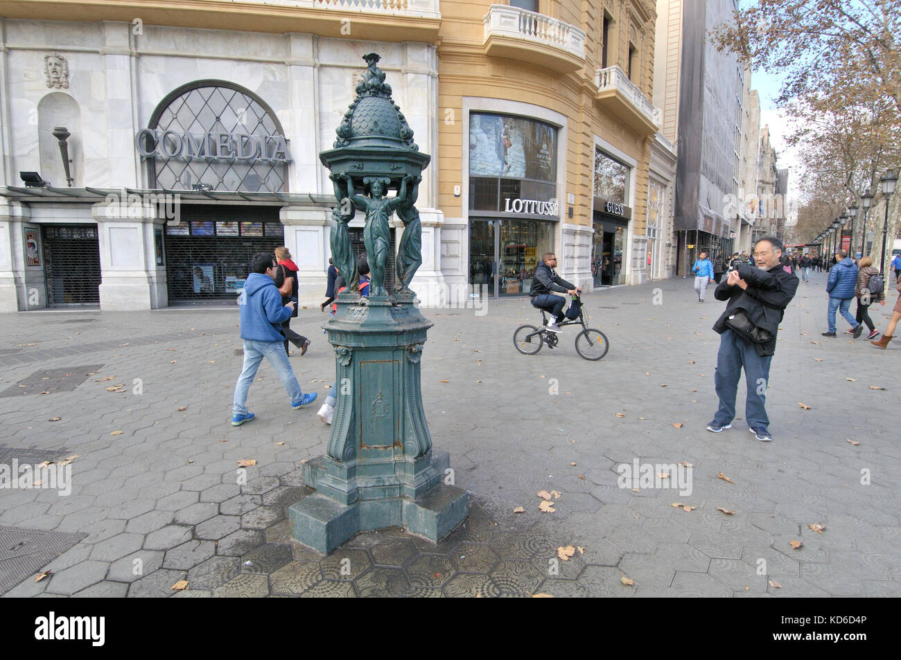 Fontaine wallace. conçu par Charles-auguste lebourg. de Barcelone, Catalogne, espagne. Banque D'Images