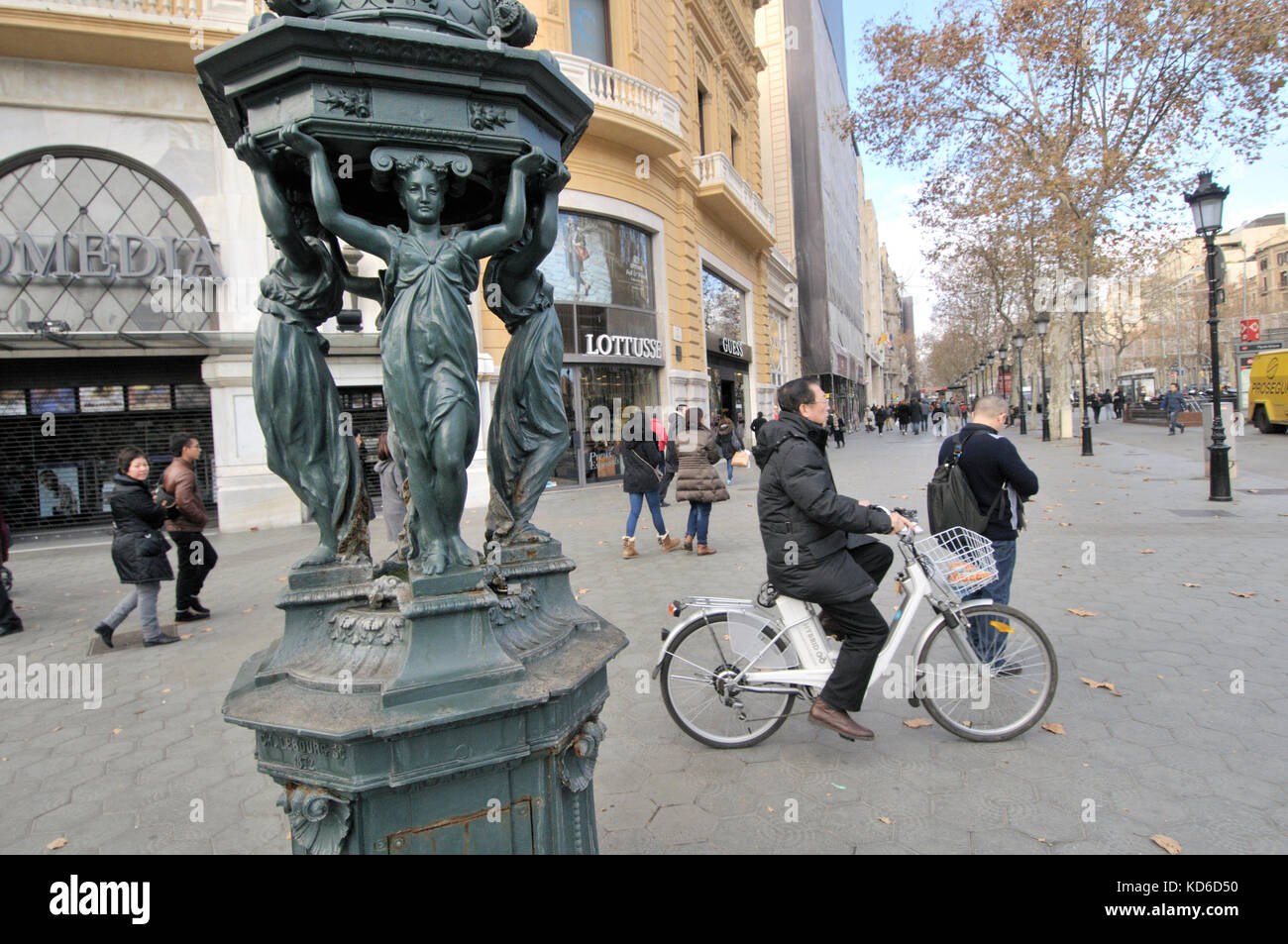 Fontaine wallace. conçu par Charles-auguste lebourg. de Barcelone, Catalogne, espagne. Banque D'Images
