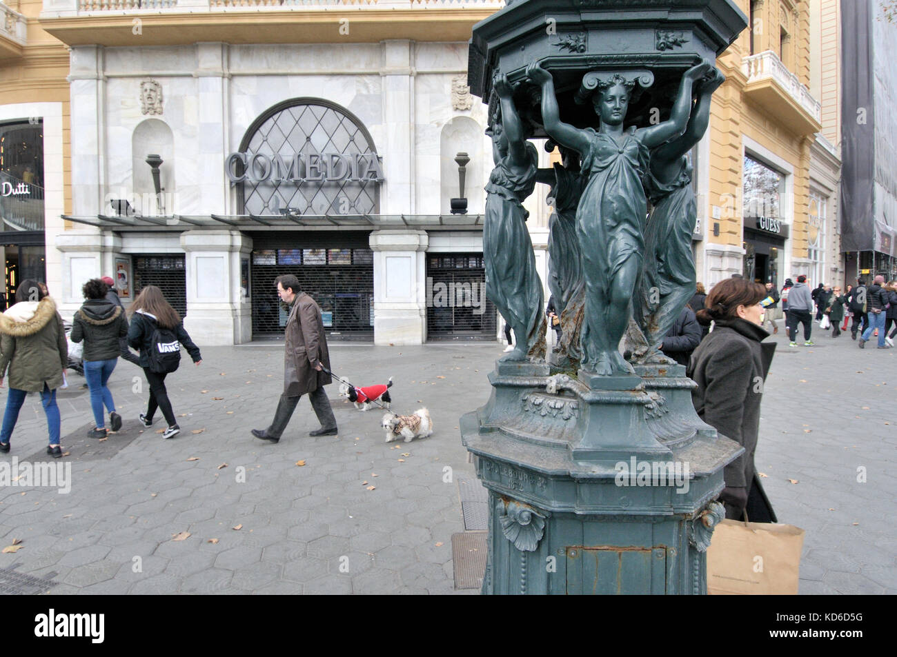 Fontaine wallace. conçu par Charles-auguste lebourg. de Barcelone, Catalogne, espagne. Banque D'Images