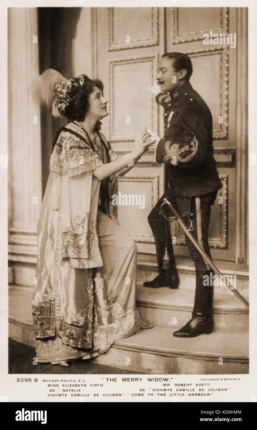 La Veuve joyeuse - Lustige Witwe avec Elizabeth Firth Robert Evett amd carte postale Photo rotatif Banque D'Images