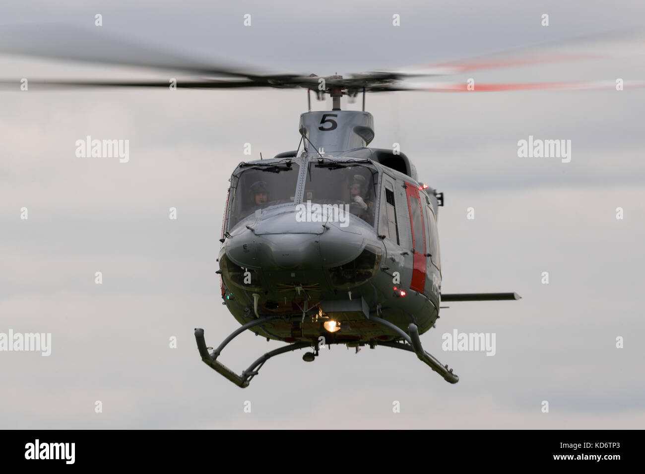 Zj705 griffin bell 412 har.2 hélicoptère Banque D'Images