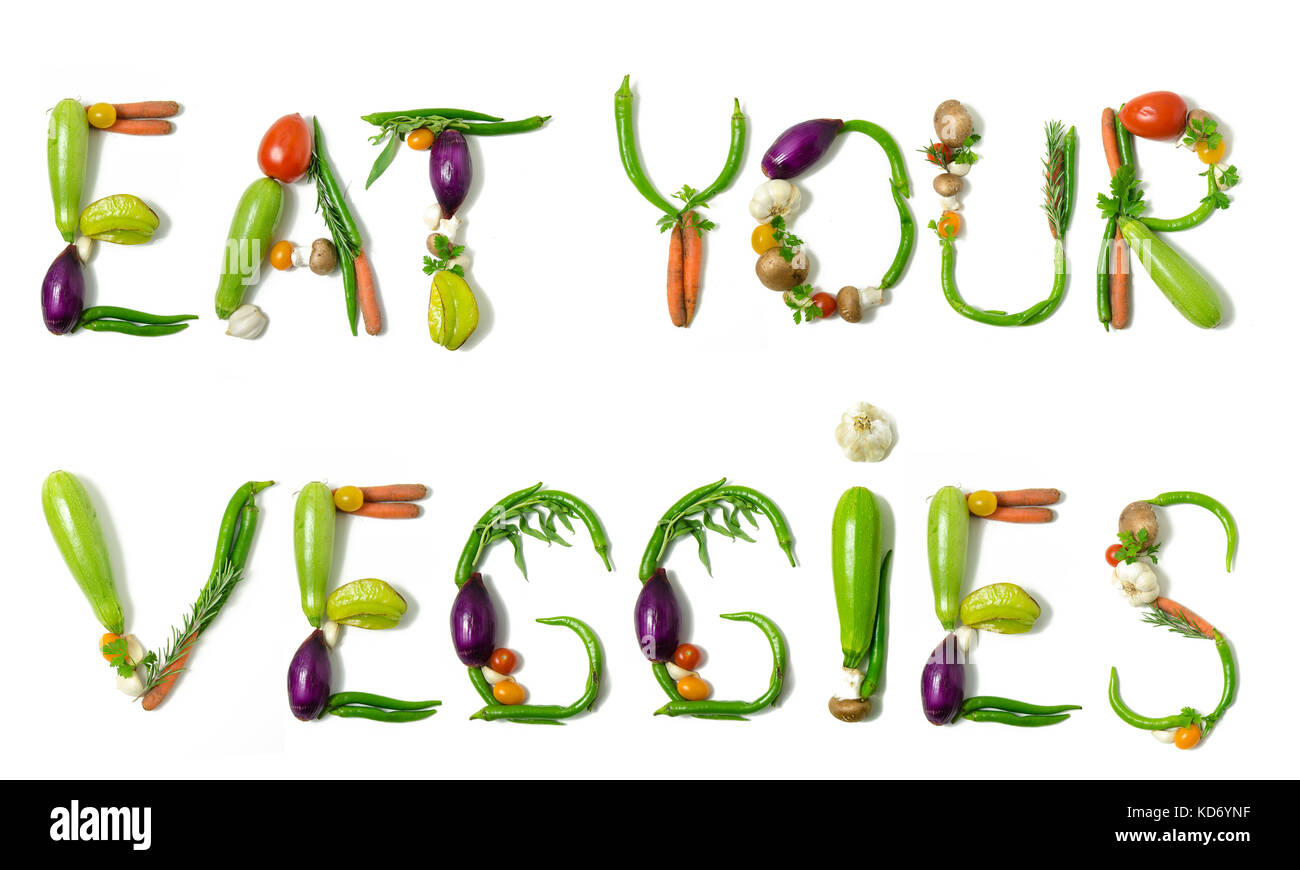 Mangez vos légumes 'Phrase' écrit avec des légumes comme un concept de style de vie sain, régime végétarien ou végétalien, la remise en forme ou la réduction de calories Banque D'Images