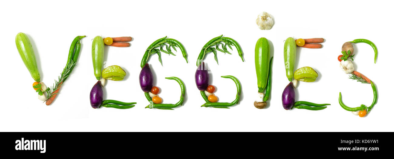 Mot "légumes" écrit avec des légumes comme un concept de style de vie sain, régime végétarien ou végétalien, la remise en forme ou la réduction de calories Banque D'Images