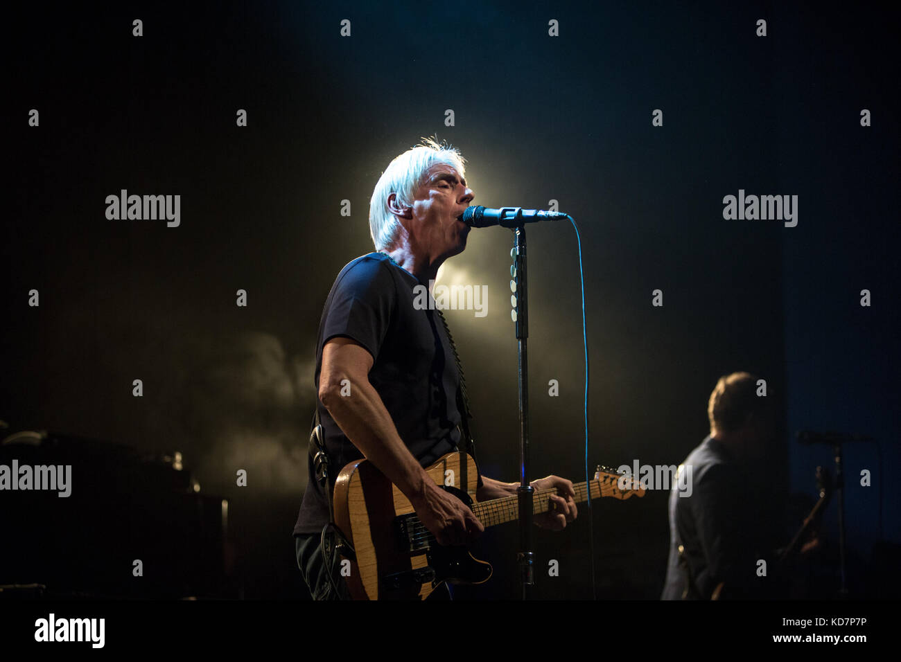 Toronto, Canada. 10 octobre 2017. Paul Weller se produit lors de son Aimable tour de révolution. Crédit: Bobby Singh/Alay Live News. Banque D'Images