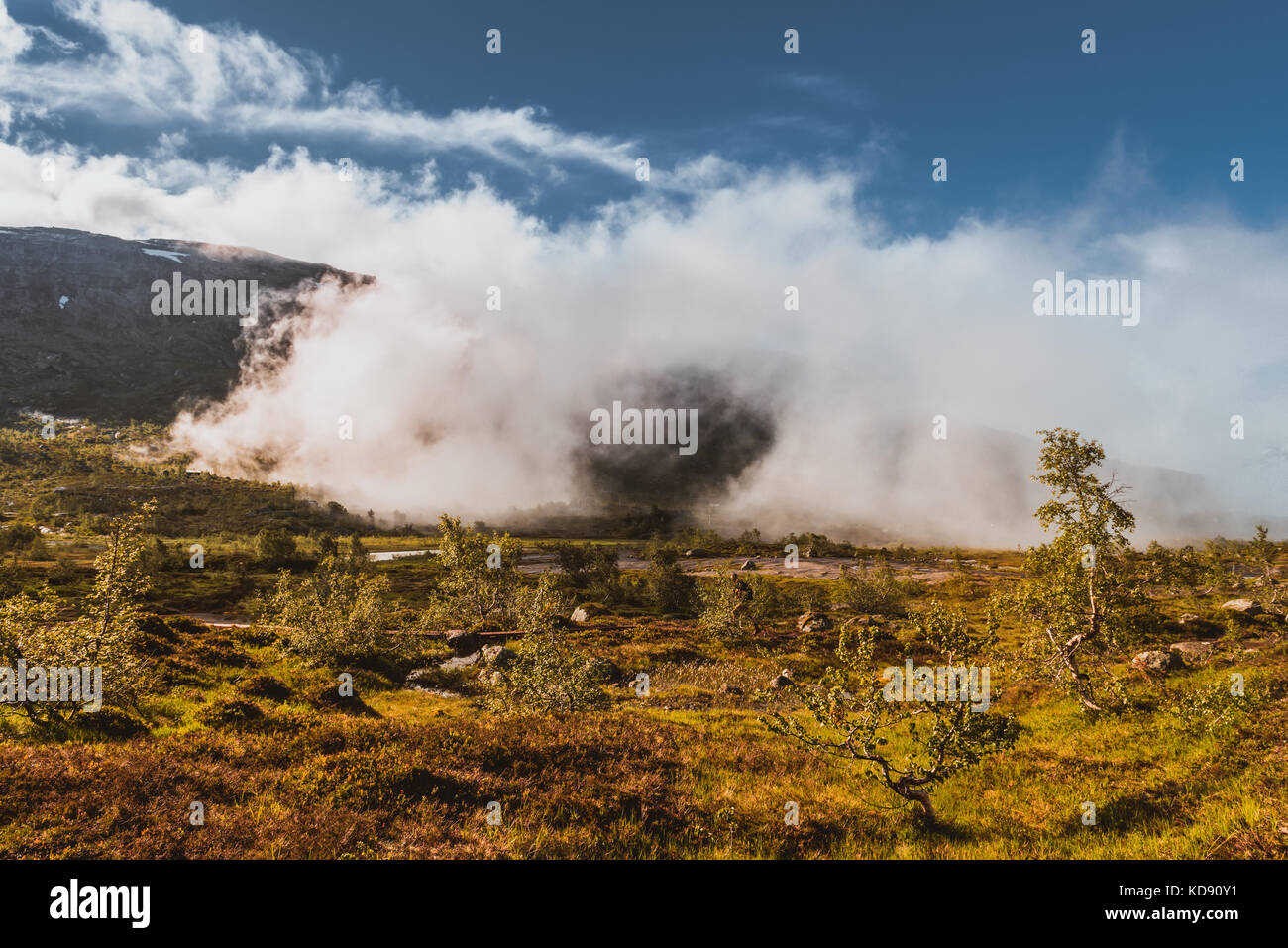 Vue d'été à Lac de montagne en Norvège Banque D'Images