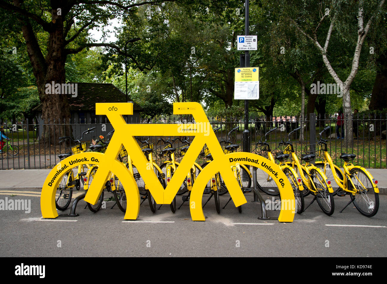 Dockless ofo vélo jaune, système de partage des champs de Londres Banque D'Images