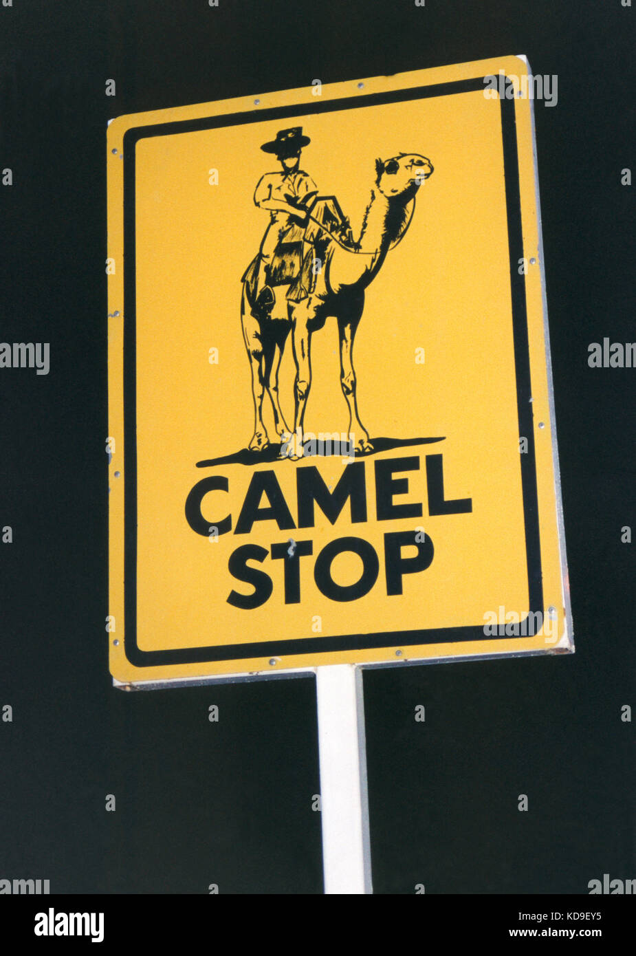 Arrêt chameau panneau routier 2004 Australie Banque D'Images