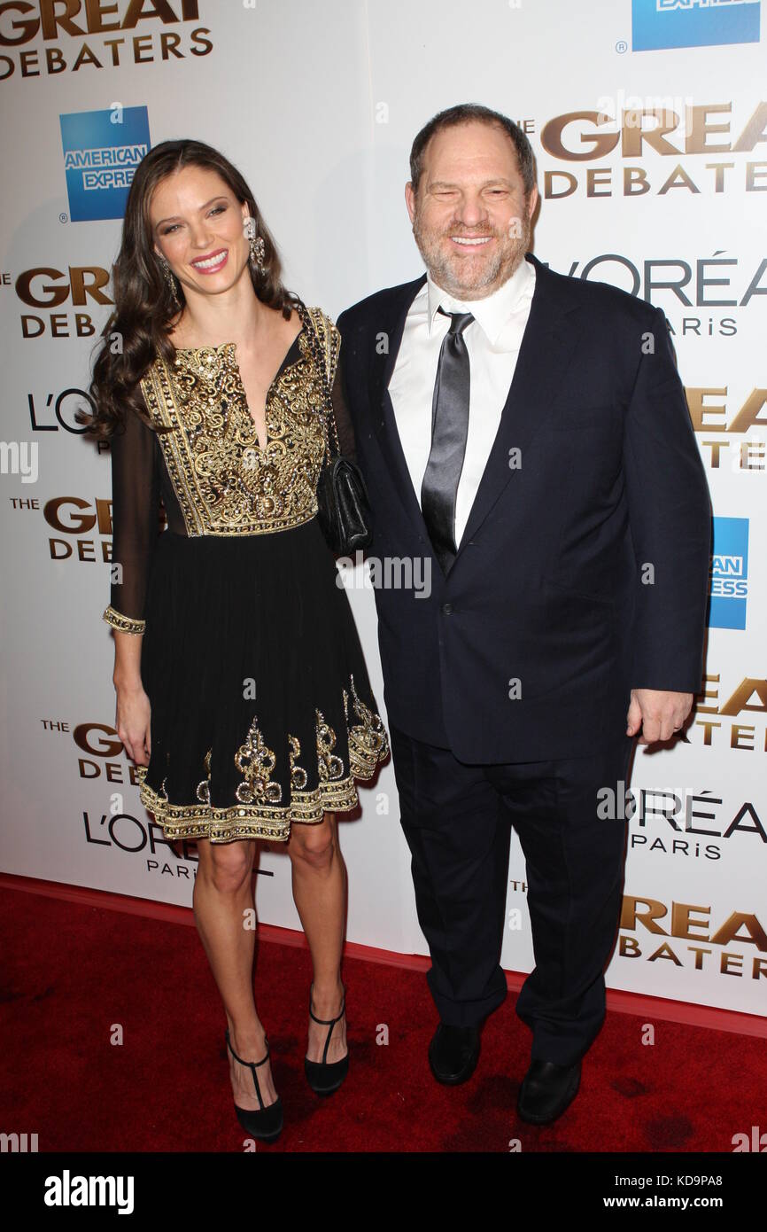 New YORK - 19 DÉCEMBRE 2007: Le producteur Harvey Weinstein et la femme designer Georgina Chapman assistent à la première "Les grands Debaters" de New York au Théâtre Ziegfeld le 19 décembre 2007 à New York Personnes: Harvey Weinstein: Georgina Chapman Hoo-Me/MediaPunch Banque D'Images