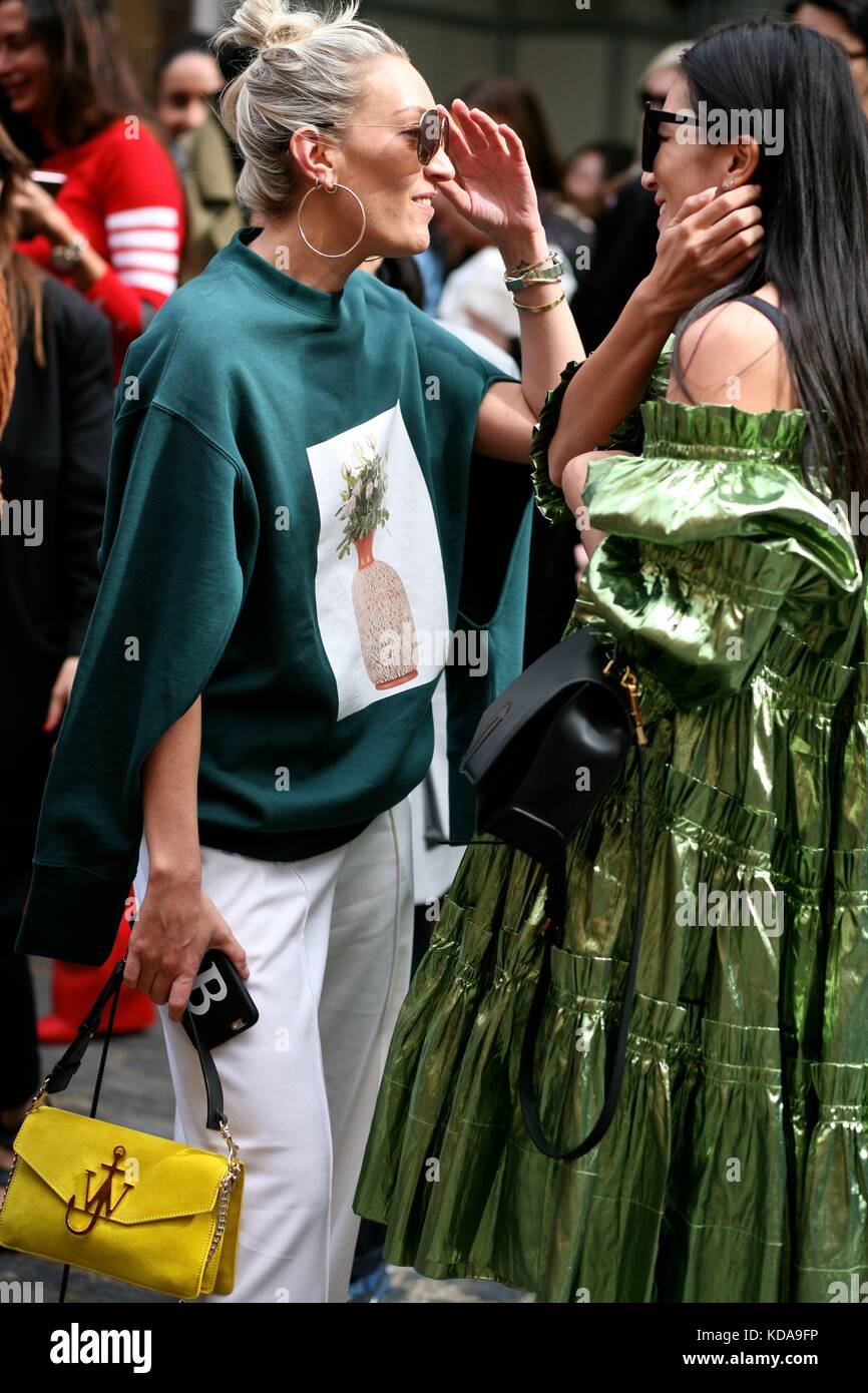 Street Style, printemps été 2018 , London fashion week , uk 16e sept 2017 Banque D'Images