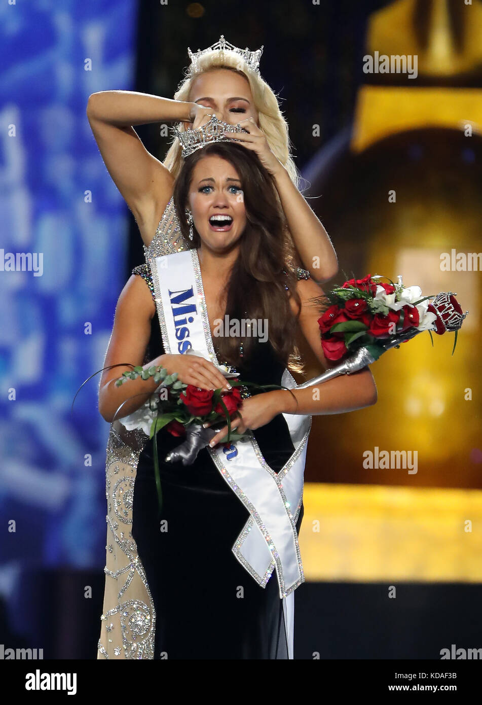 Concours de Miss America 2018 - spectacle : Miss America 2018 cara mund, Miss America 2017 shields savvy où : Las Vegas, Nevada, united states Quand : 08 sep 2017 Credit : Judy eddy/wenn.com Banque D'Images