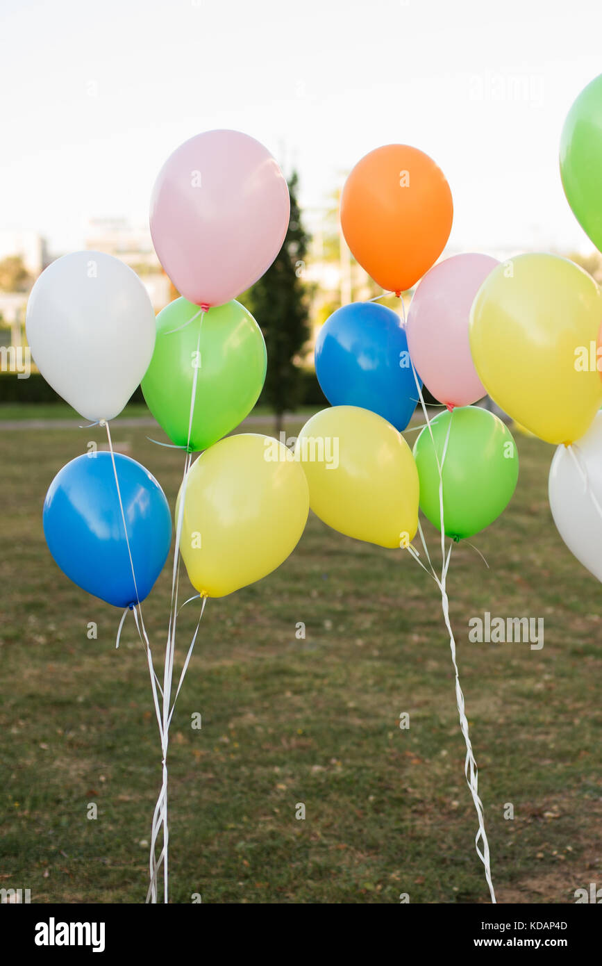 Bouquets de ballons multicolores Banque D'Images