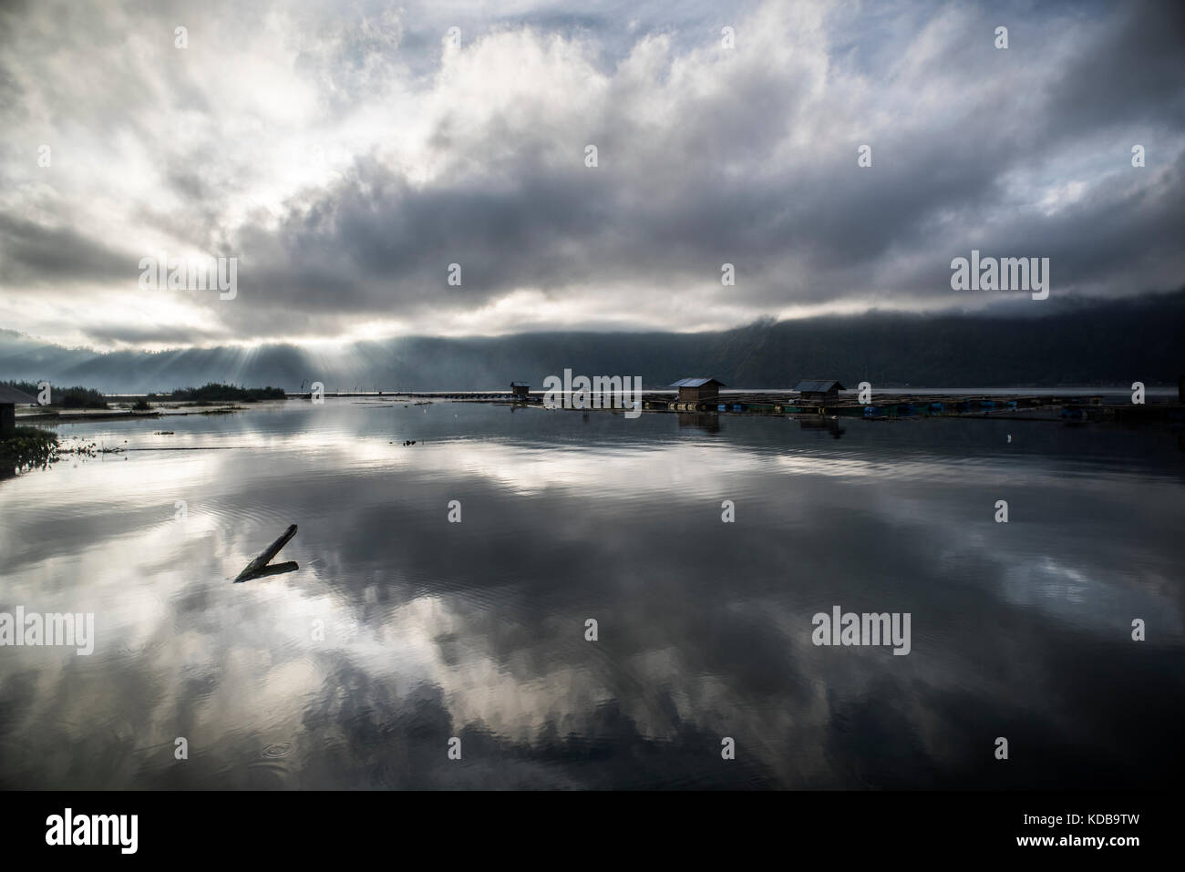 Lake buyan, Bali, Indonésie. Banque D'Images