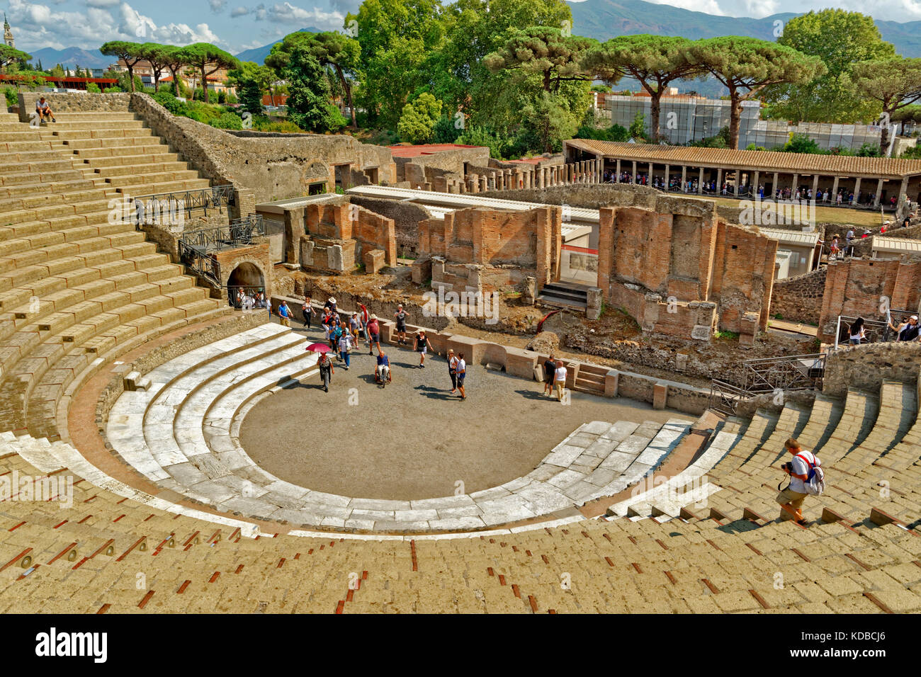 Grand Theatre à la ville romaine de Pompéi à Pompei Scavi, près de Naples, Italie. Banque D'Images