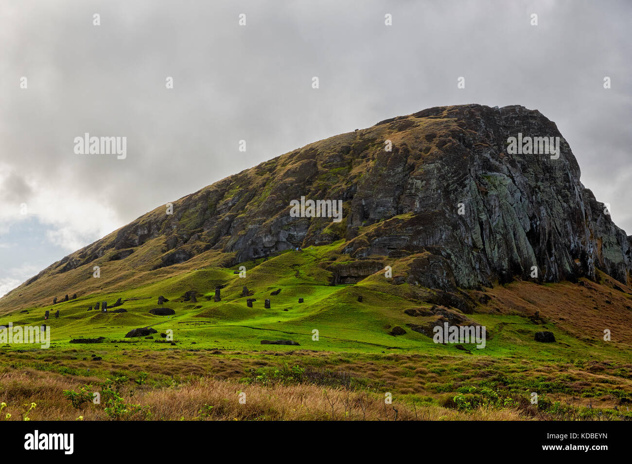 La carrière de Rano Raraku, Teravaka, parc national de Rapa Nui, Rapa Nui, l'île de Pâques, Chili Banque D'Images